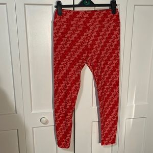 Lularoe one size leggings Cupid women’s one size
